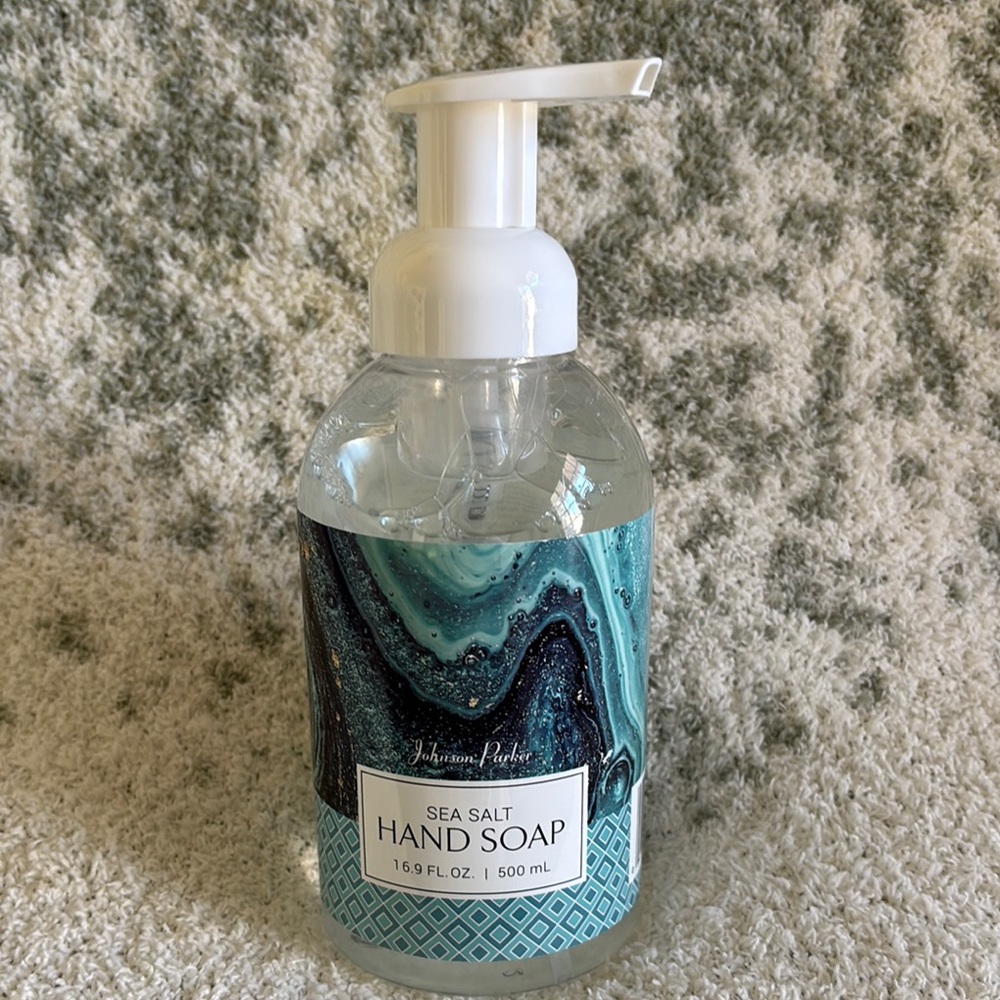 Johnson Parker Scented Sea Salt Hand Soap 16.9 oz NWT